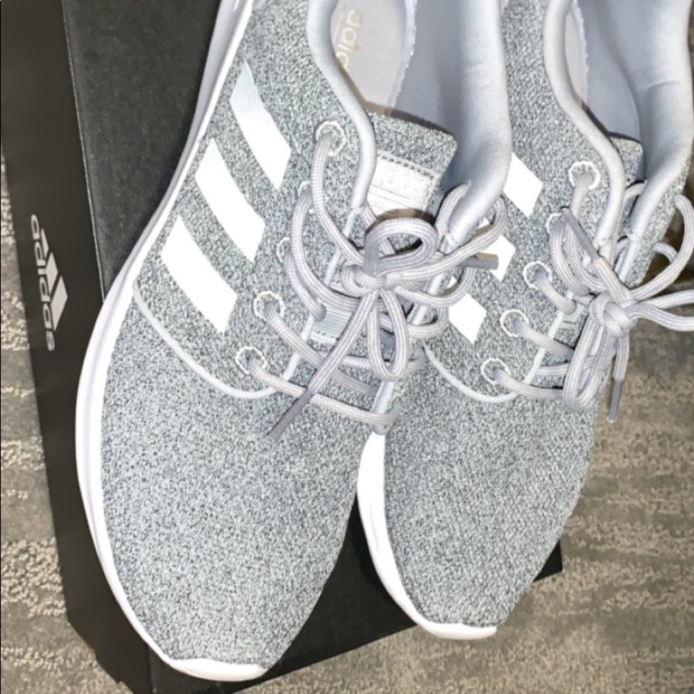 Adidas cloud foam size 6